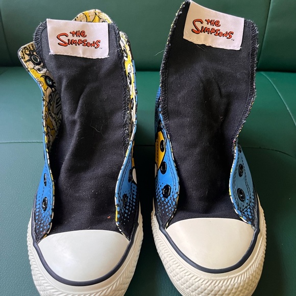 RARE the simpsons high top chucks. Homer! Collectible - Picture 10 of 13